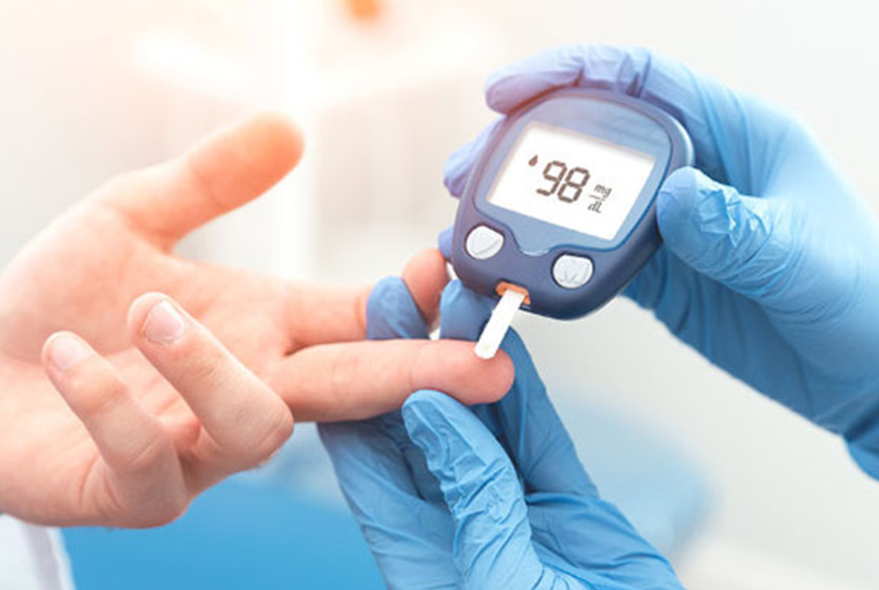 DIABETOLOGIST